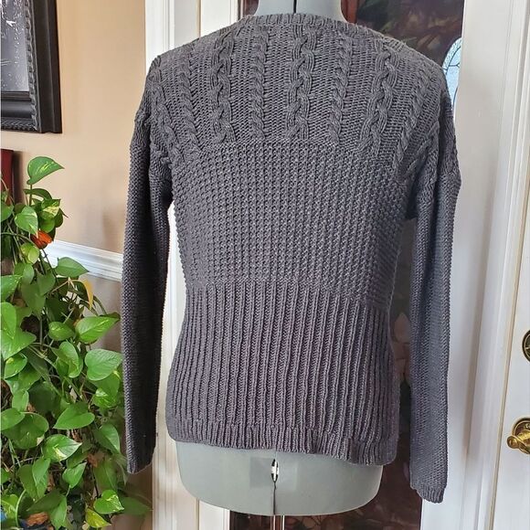 Abercrombie & Fitch - Cable Knit Sweater - Size S - Picture 3 of 7